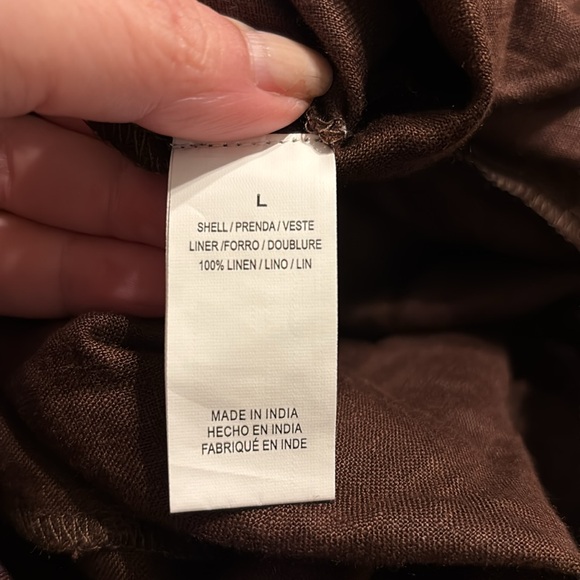 Vitamin A Gigi Linen Romper - Picture 10 of 11